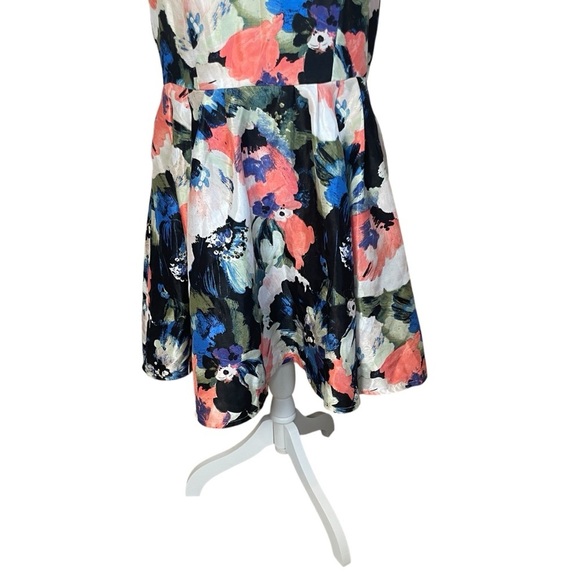 Danny & Nicole Floral Fit & Flare Dress 16 Round Neck Wedding Guest Garden Party - Picture 4 of 14